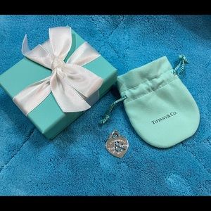 COPY - COPY - COPY - Return to Tiffany Ampersand …